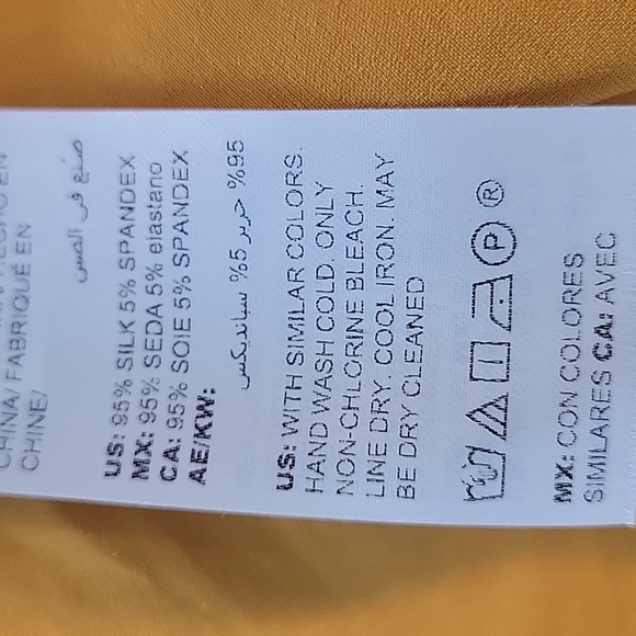 White House Black Market Puff Sleeve Satin Blouse in Liquid Gold size Medium - Picture 7 of 8